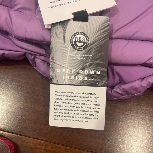 NWT LULULEMON WUNDER PUFF  CROPPED JACKET DETATCHABLE HOOD PURPLE BLOSSUM LIGHT - Picture 8 of 13